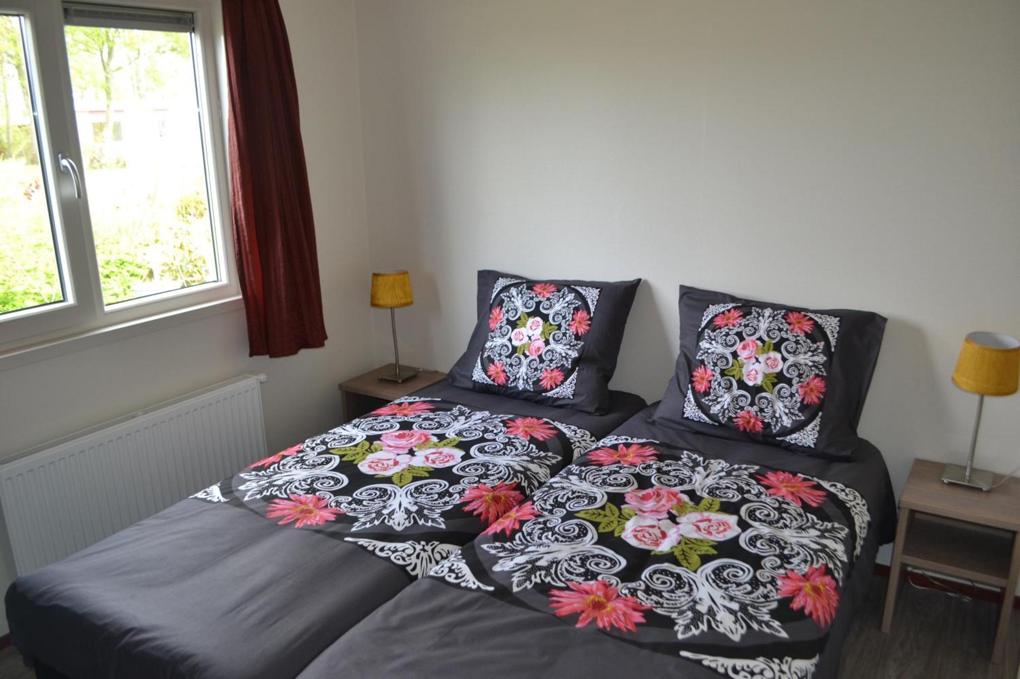 Europarcs Marina Strandbad Olburgen Room photo